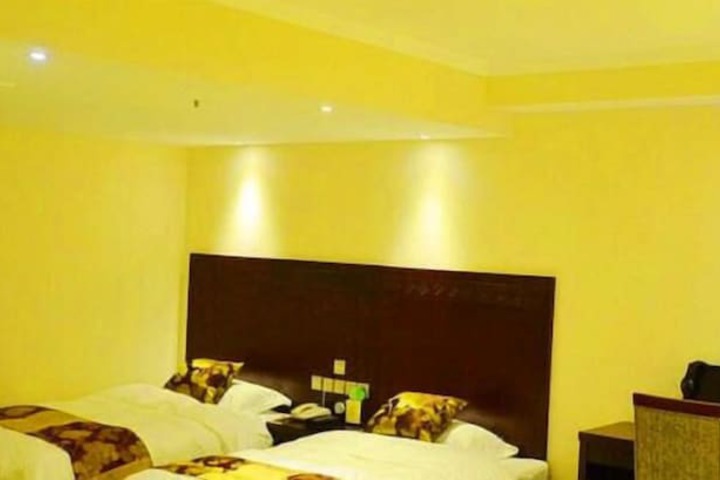 Room 37 of 82