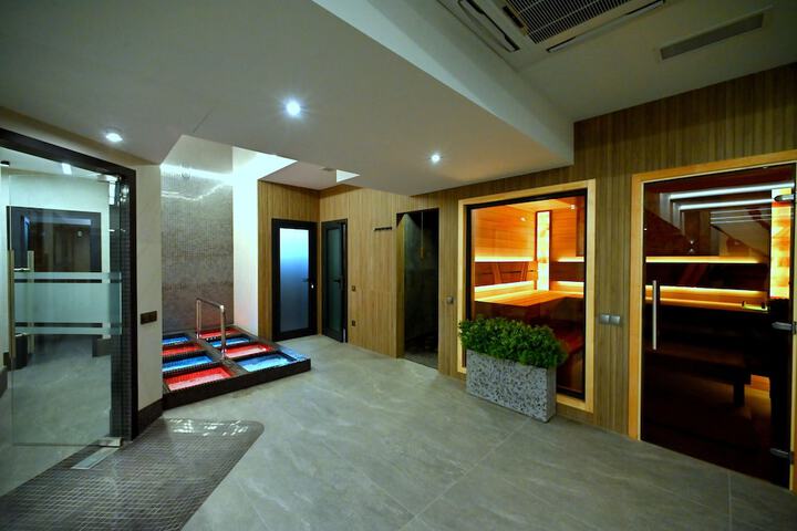 Pool 146 of 209