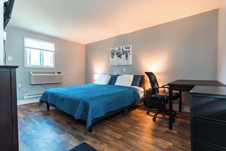 Room 12 of 26
