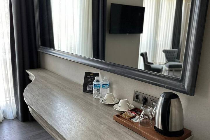 Room 25 of 54