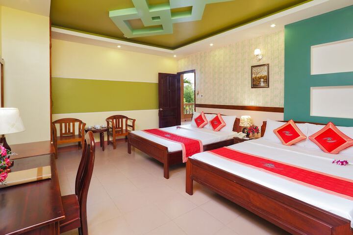 Room 14 of 94