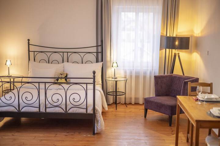 Room 43 of 75