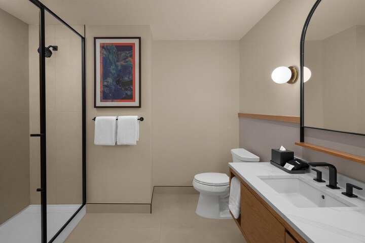 Room 29 of 61