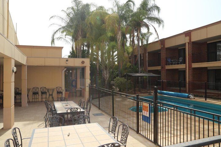 Terrace/Patio 33 of 39