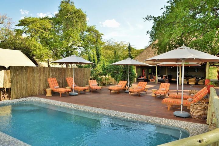 Pool 15 of 29