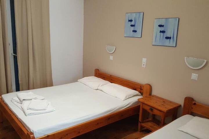 Room 7 of 36