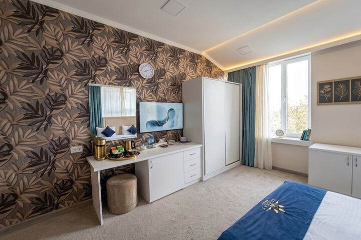 Room 13 of 75