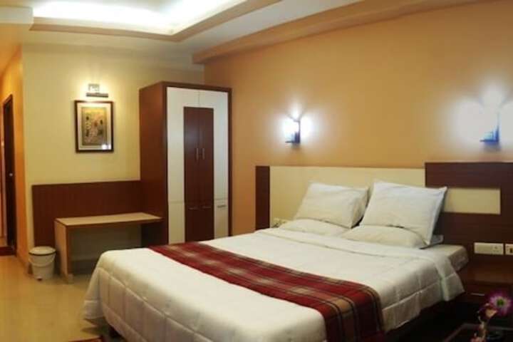 Room 2 of 14