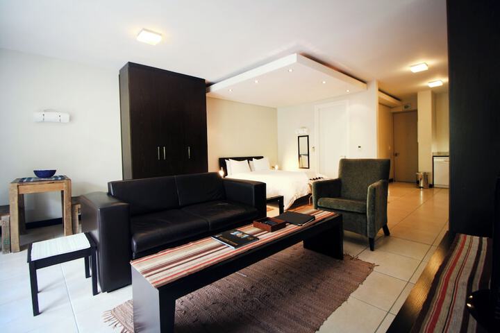 Room 13 of 35