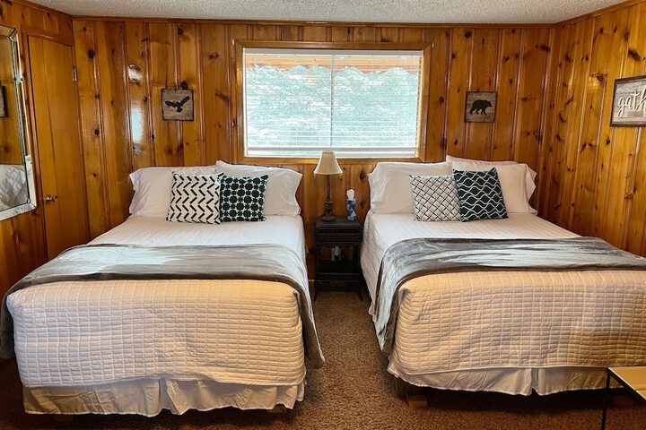 Room 50 of 236