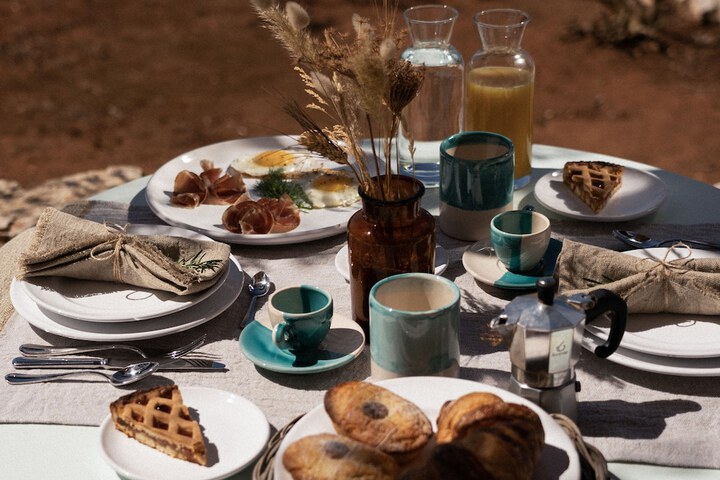 Breakfast/Coffee Service 21 of 35