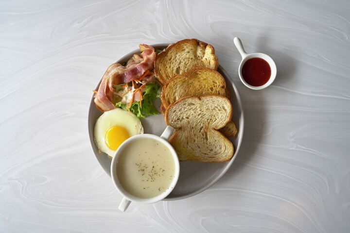 Breakfast/Coffee Service 27 of 30
