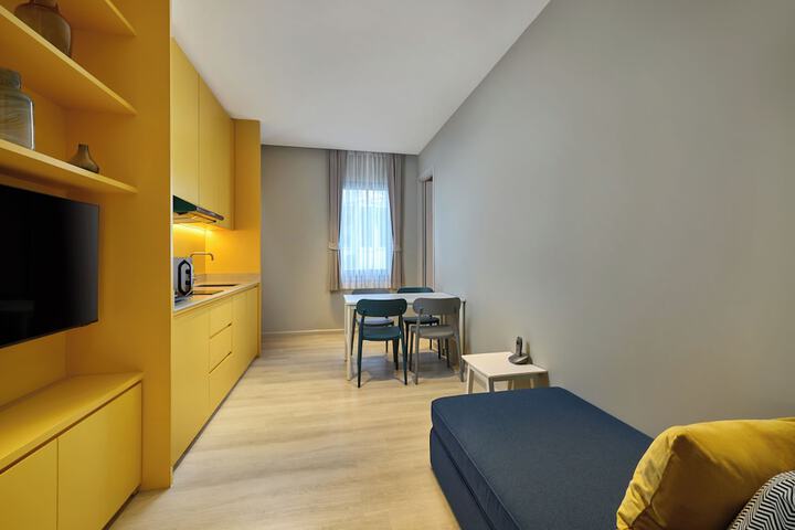 Room 22 of 40