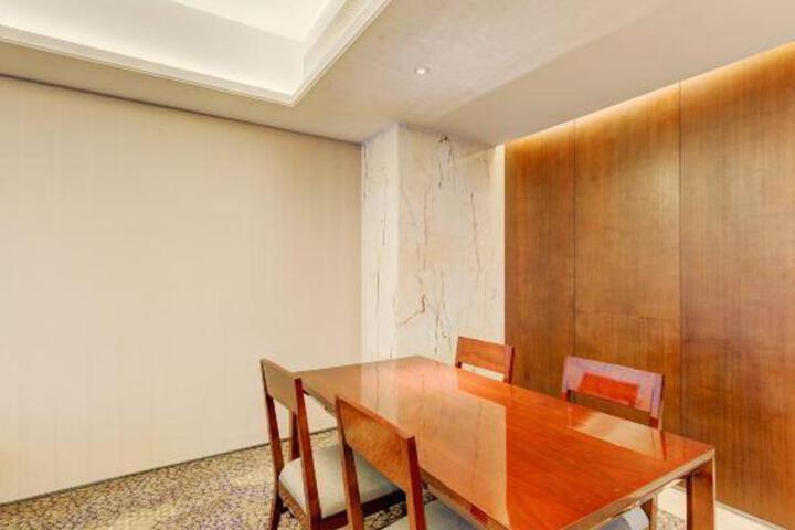 Zoucheng Hetai Resort Hotel