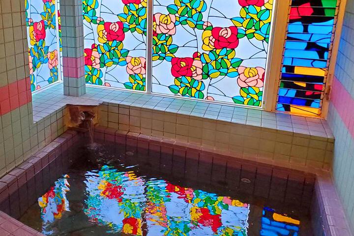 Pools & Facilities