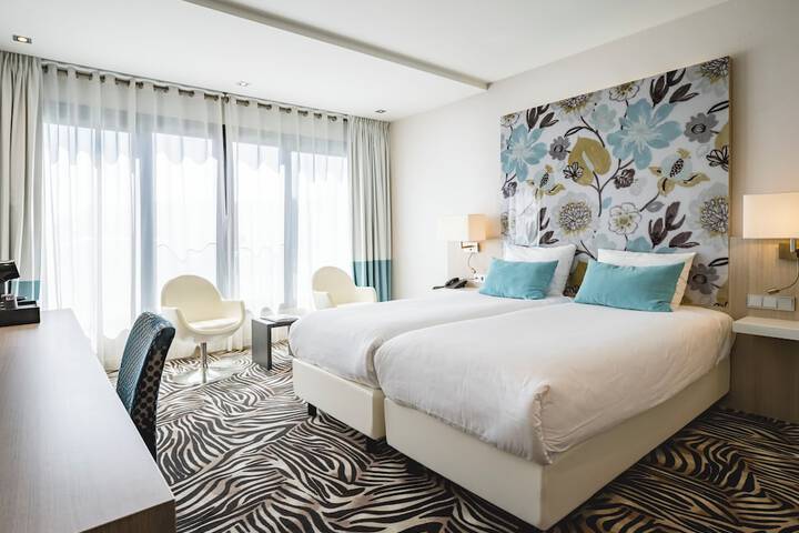 Room 36 of 108
