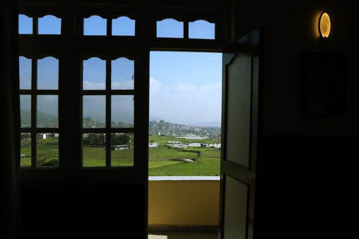 Room 19 of 46