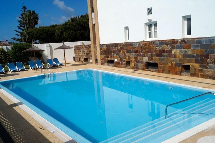 Pool Hotel