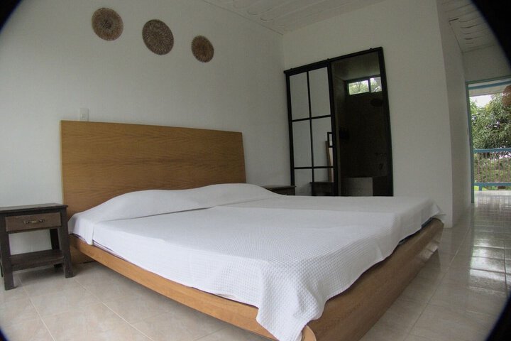 Room 3 of 25