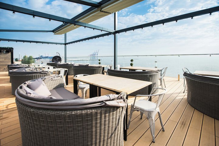 Sundeck 90 of 99