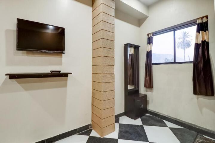 Hotel O Mini Punjab Hills