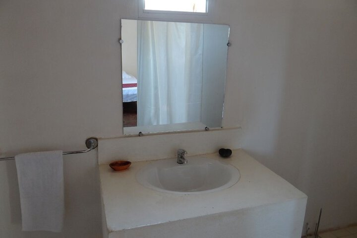 Room 10 of 11