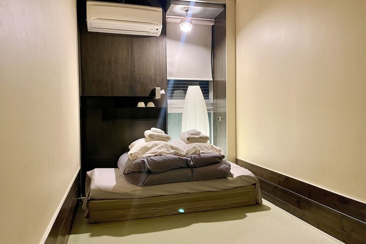 Room 13 of 67