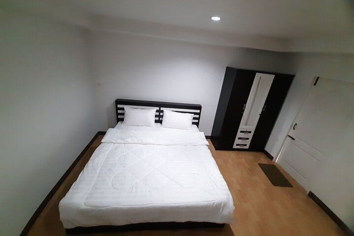 Room 12 of 45