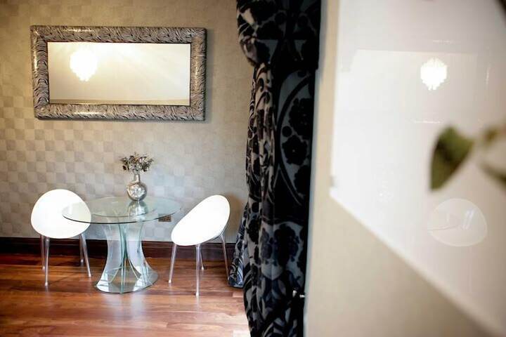 Room 13 of 46