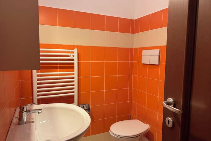 Room 14 of 24