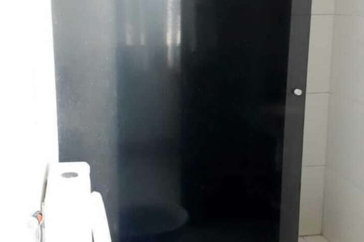 Room 13 of 16