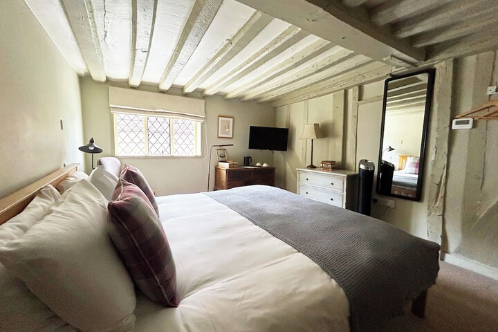 Room 18 of 27