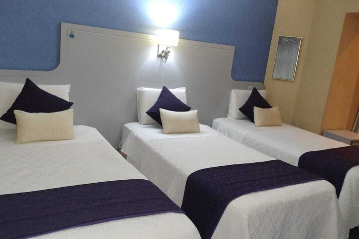 Room 32 of 89