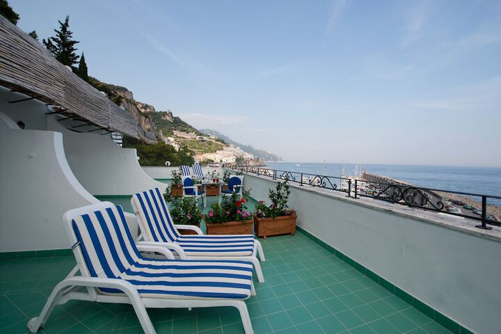 Terrace/Patio 49 of 111