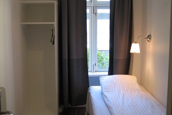 Room 20 of 56