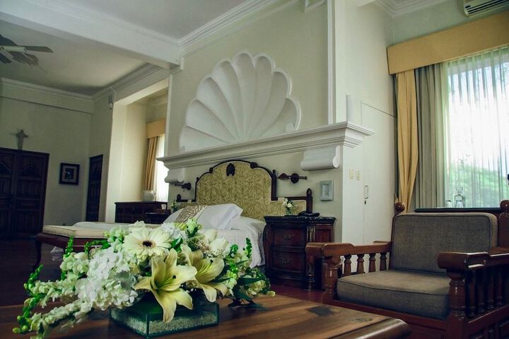 Room 22 of 53