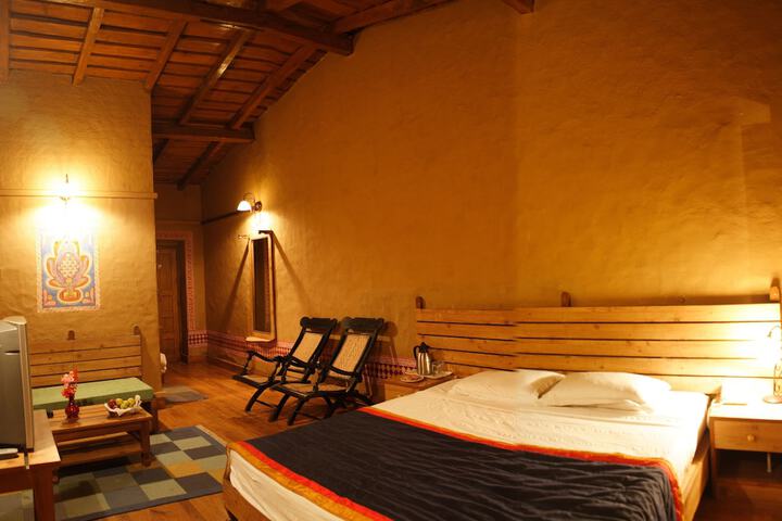 Room 9 of 29