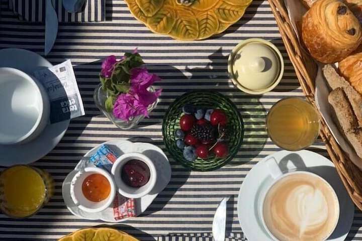 Breakfast/Coffee Service 39 of 47