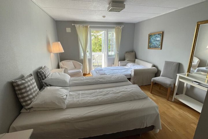 Room 28 of 135