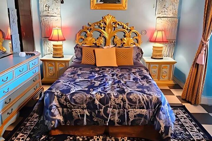 Room 41 of 132