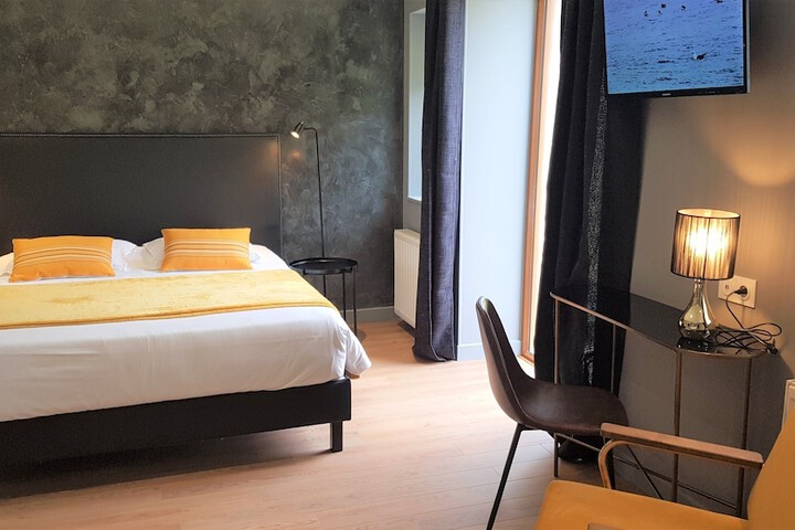 Room 10 of 45