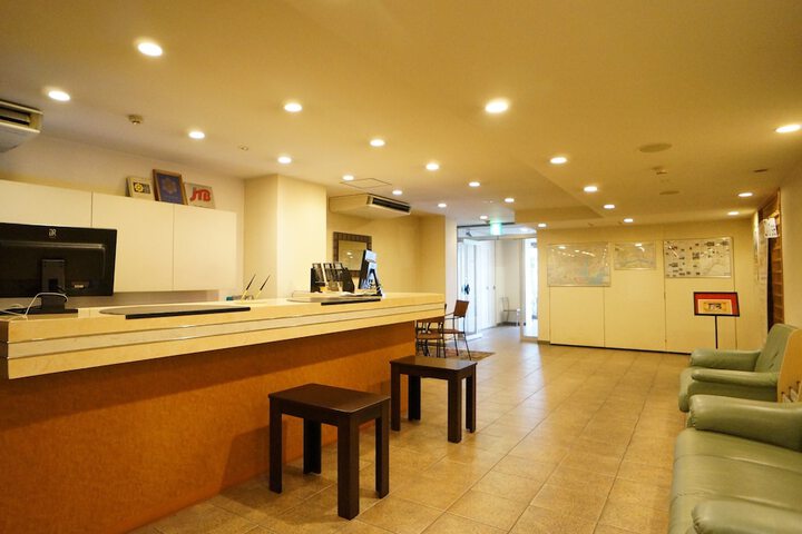 Hotel Interior 4 of 29