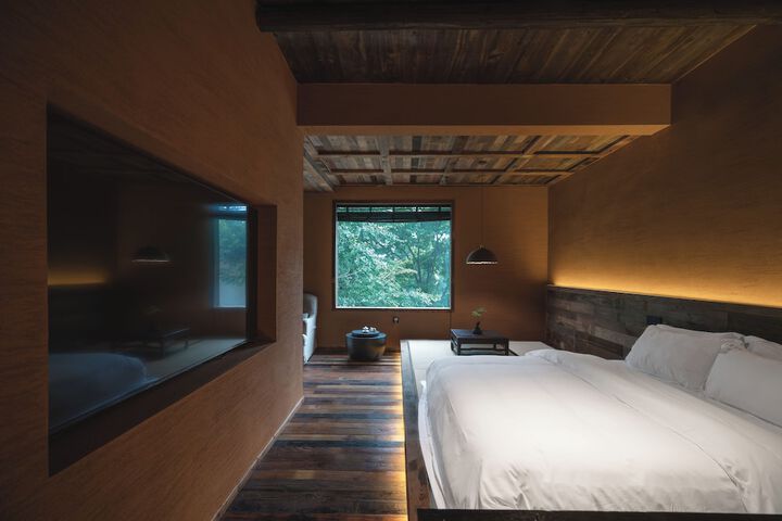 Room 55 of 110