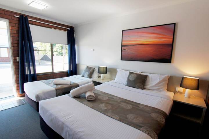 Room 15 of 60