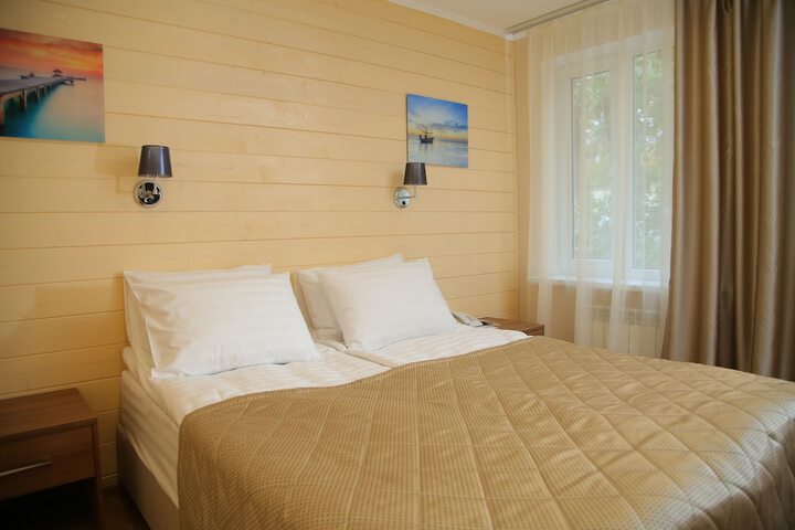Room 15 of 79