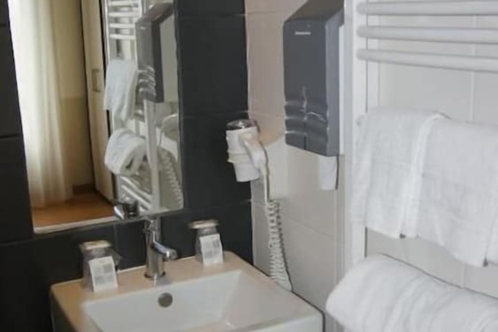 Bathroom Interior Photo