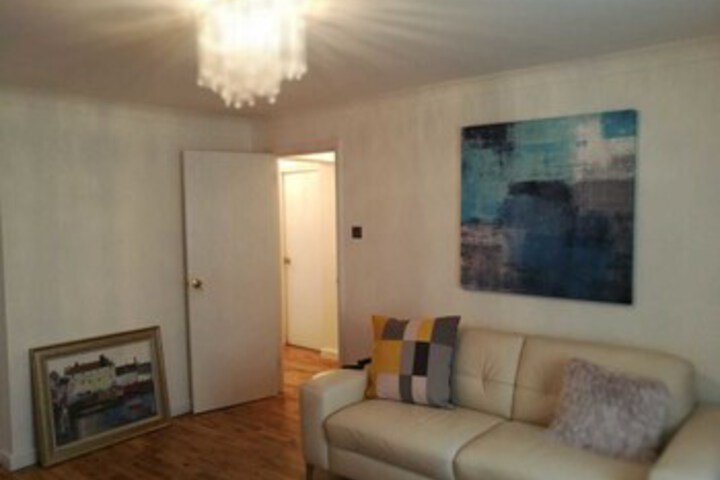 Room 6 of 23