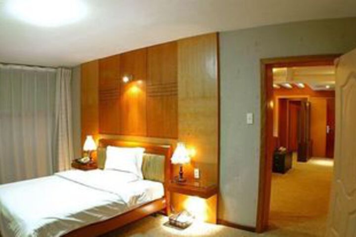 Room 19 of 31
