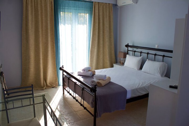 Room 16 of 59