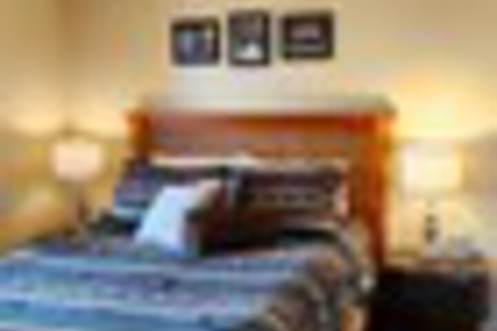Room 32 of 288